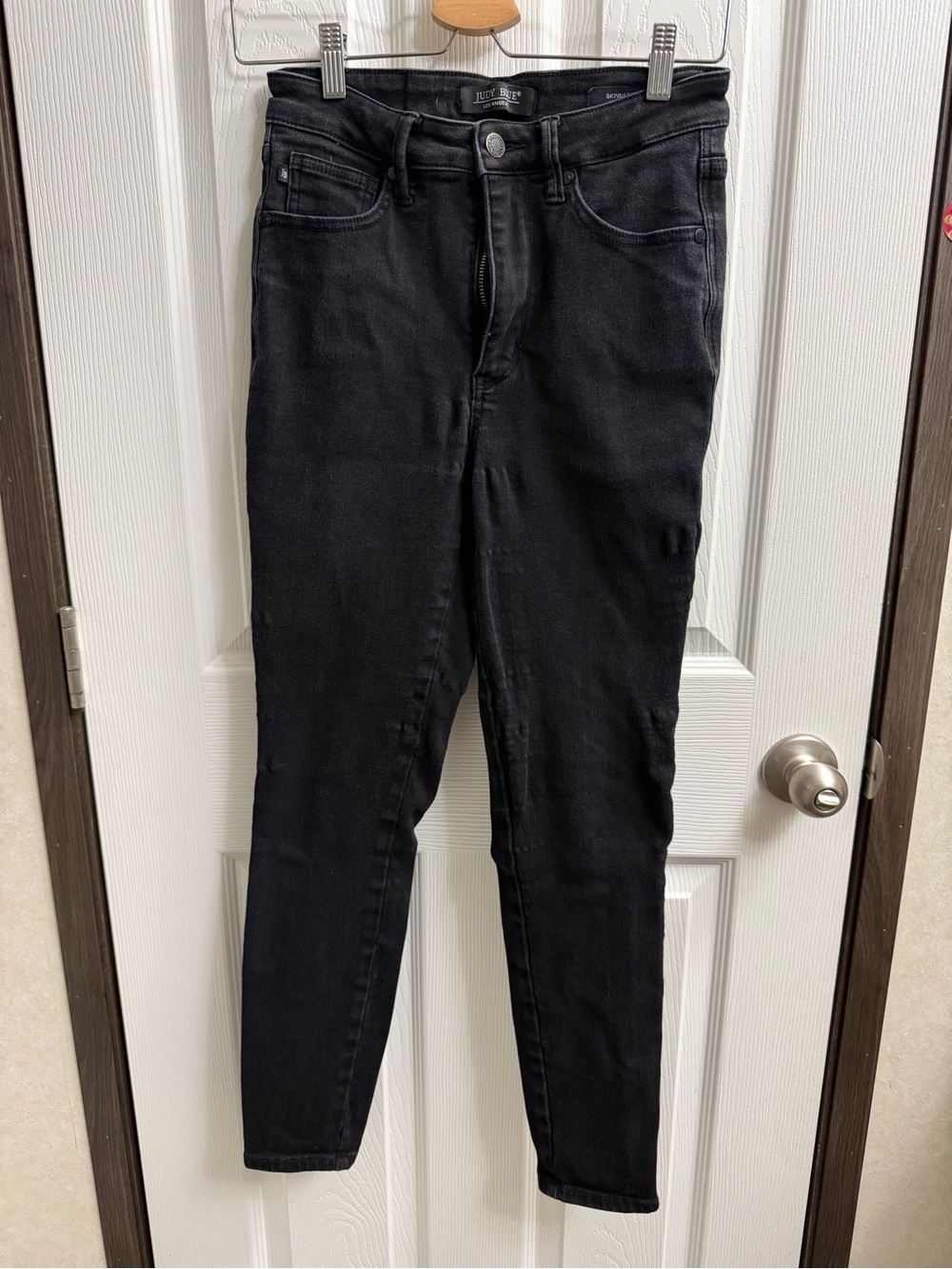 Judy Blue Black Skinny Jeans - Picture 1 of 5